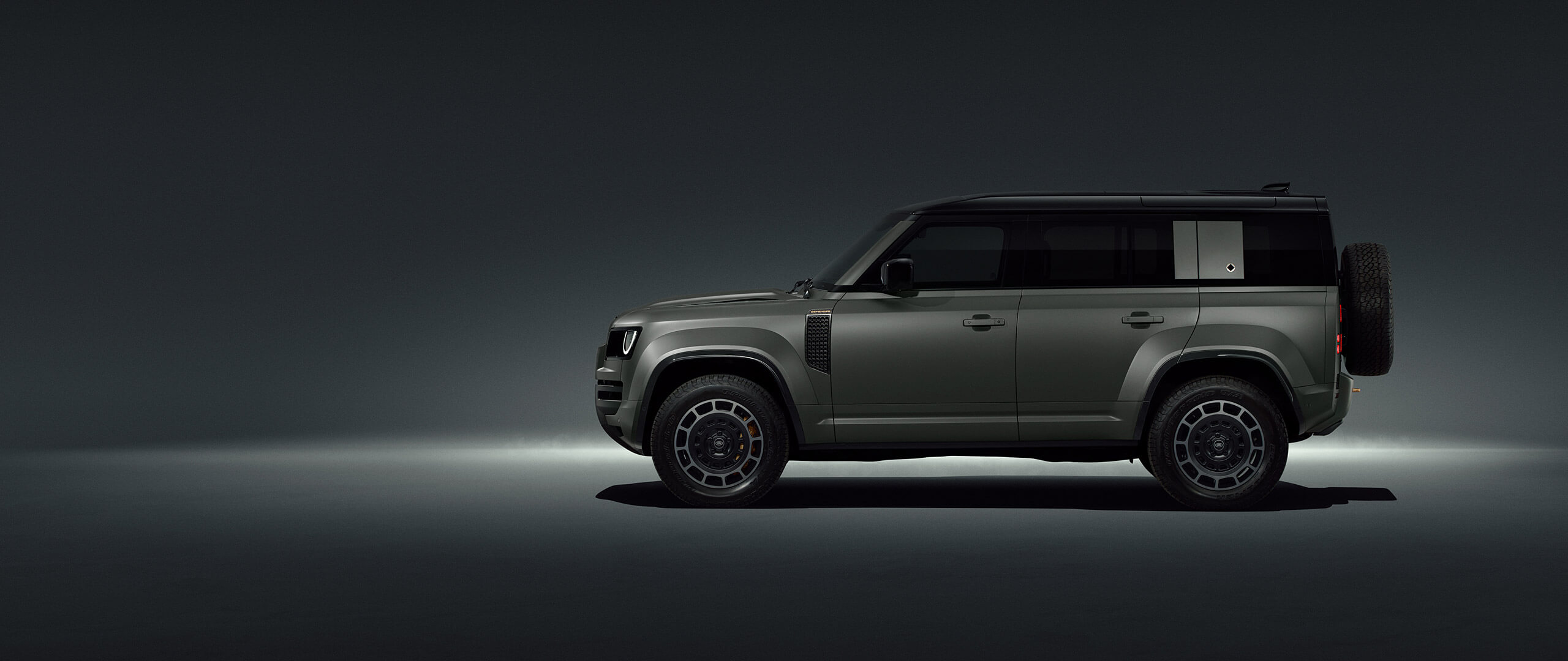 Land Rover Background