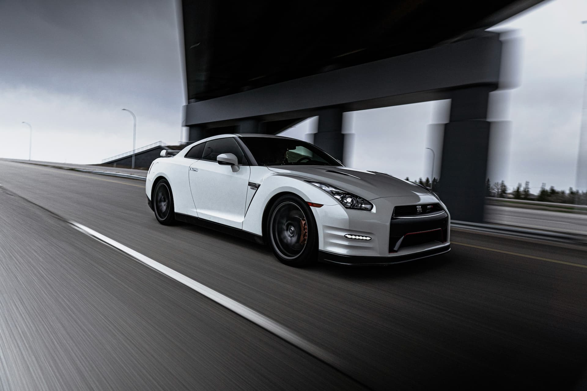 Nissan Background